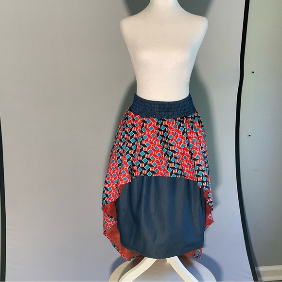 Advance Apparel Free Size, Mermaid Hi/Low, Geometric Patterned Double Skirt - Picture 5 of 16